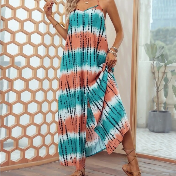 Tie dye color block backless halter dress - Picture 5 of 9